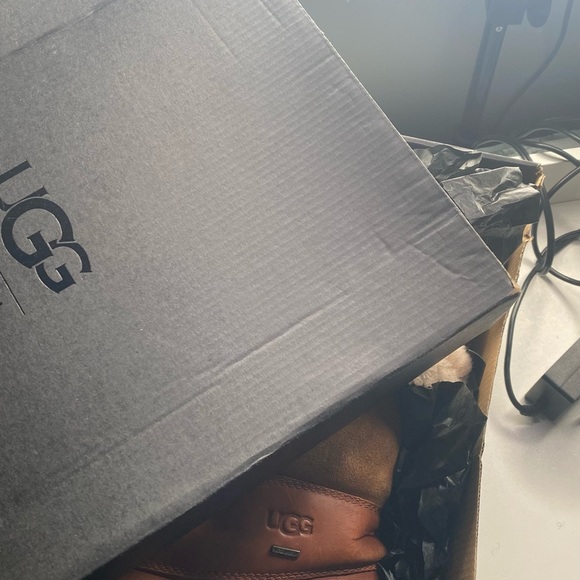 UGG winter boots - Picture 10 of 12